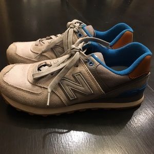 New Balance Tennis Shoes